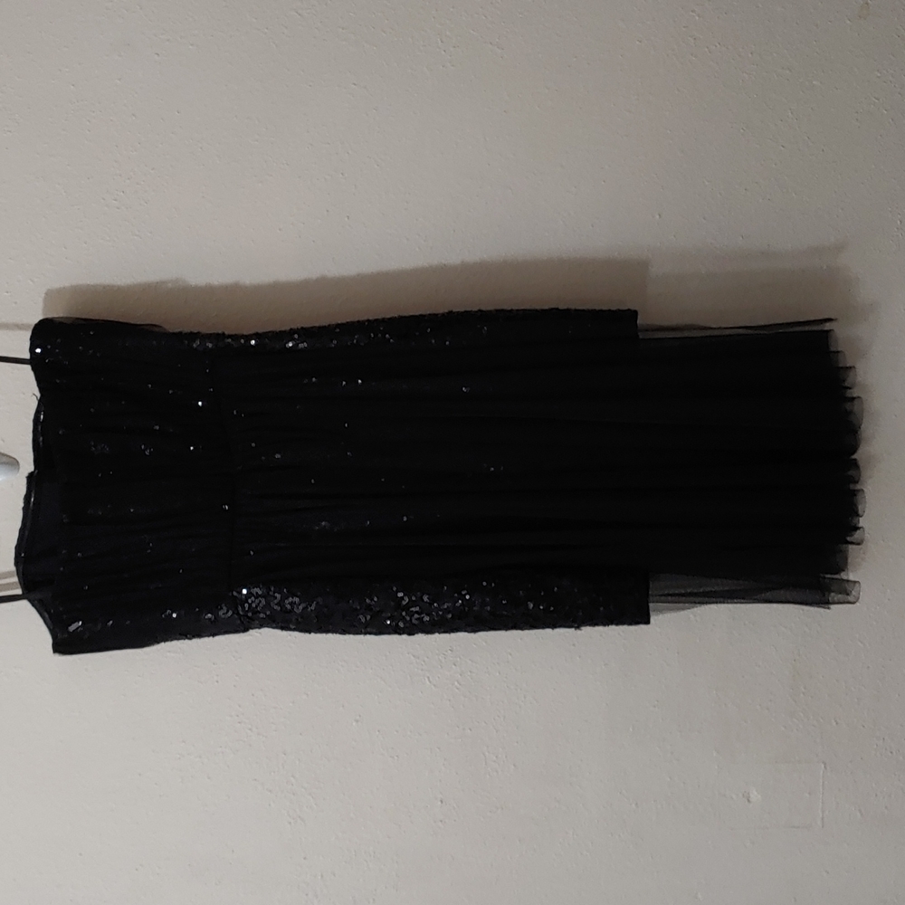 BCBGMAXAZRIA 'Vienna' Women's Size 4 Mini Dress with Tulle overlay NEW